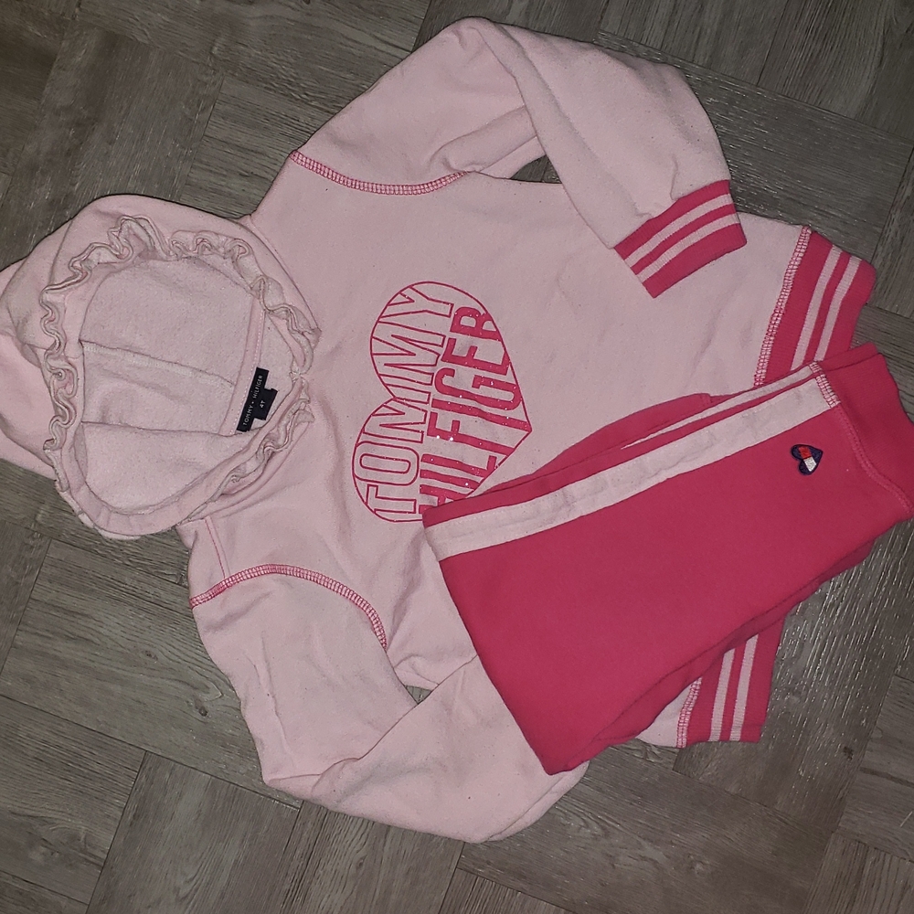 Tommy Hilfiger Outfit